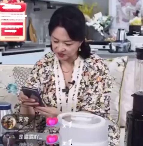 金星直播不忘吃瓜视频,不忘吃瓜，趣味横生